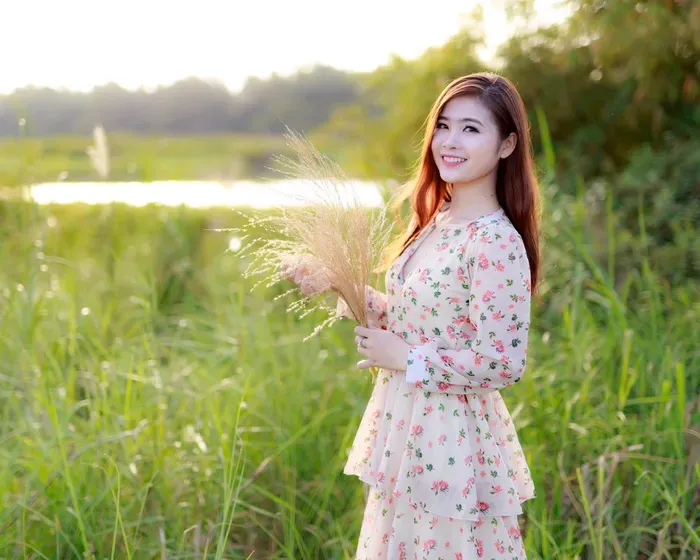 gái xinh cười 23