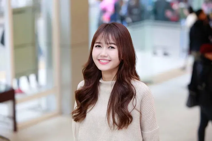 gái xinh cười 36
