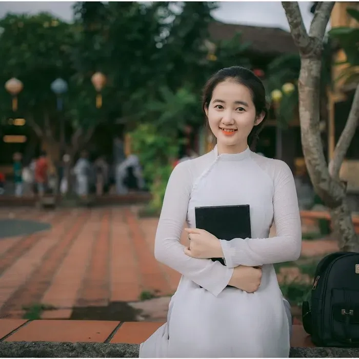 gái xinh cười 39