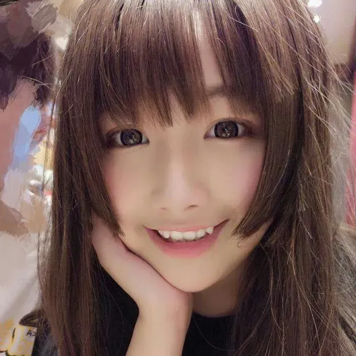 gái xinh cười 42