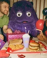 grimace shake meme 10