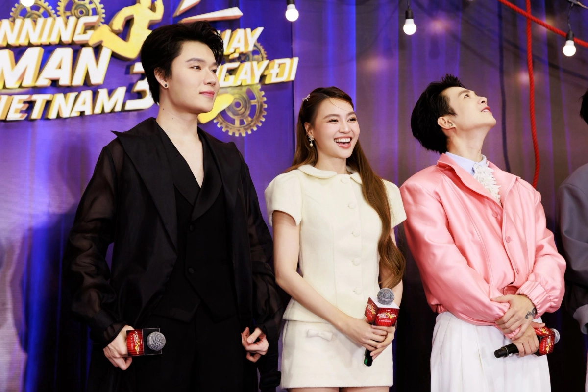 Cuộc sống sang chảnh vạn người mê trên Ninh Dương Lan Ngọc Instagram