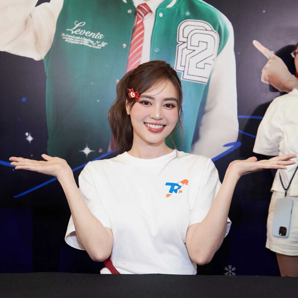 Những khoảnh khắc lăn xả để đời của Ninh Dương Lan Ngọc Sao Nhập Ngũ