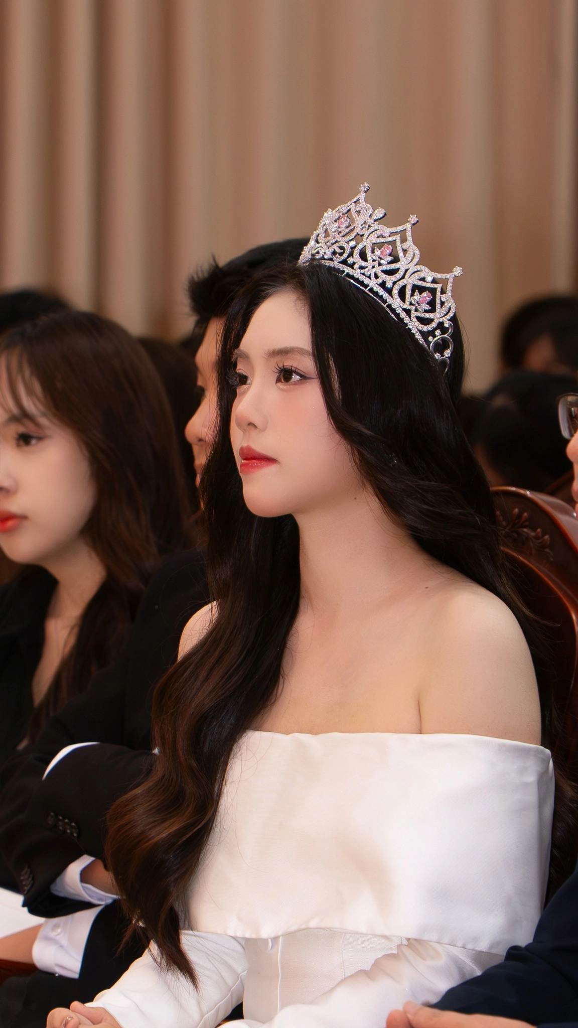 Ngắm trọn nhan sắc xinh đẹp qua hình ảnh Trần Ngọc Châu Anh mới nhất