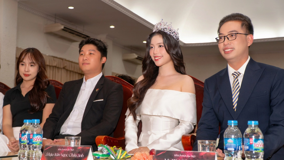 Tổng hợp các dòng Trần Ngọc Châu Anh tin tức mới nóng hổi nhất