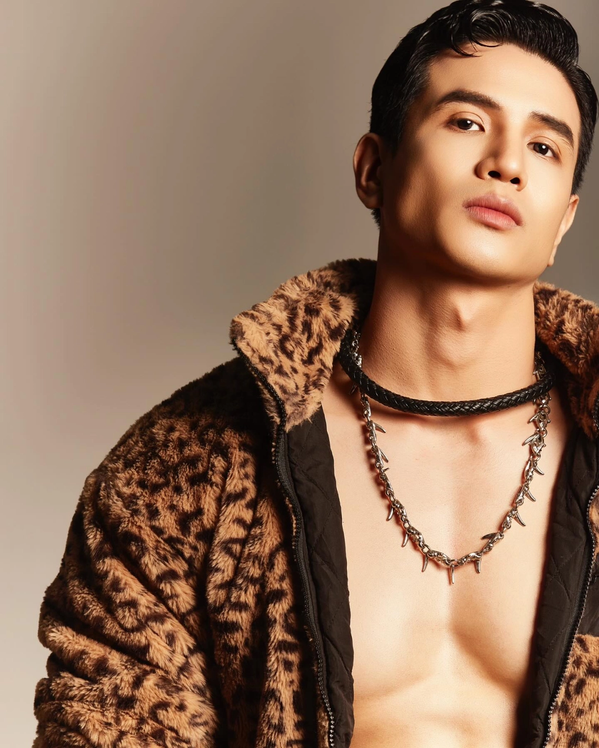 Số đo Trịnh Bảo chiều cao cân nặng cực chuẩn