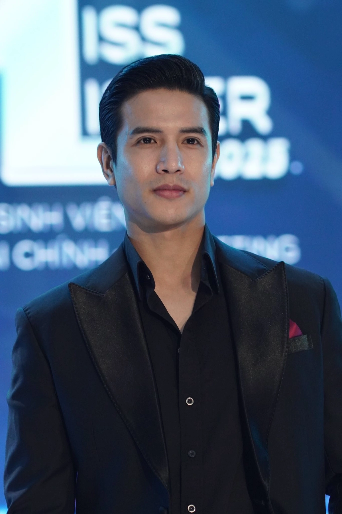 Vẻ đẹp giản dị Trịnh Bảo hình ảnh đời thường