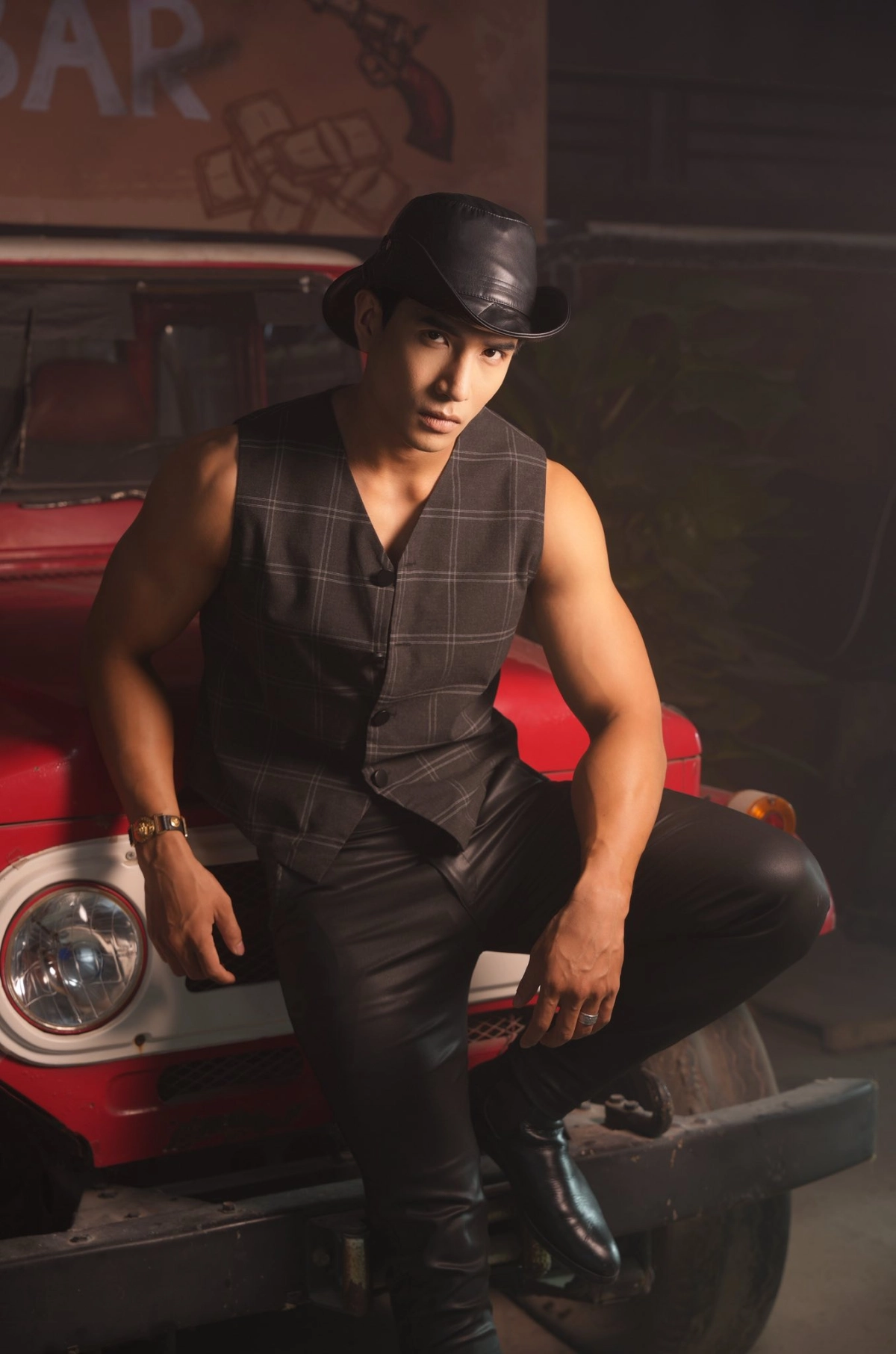 Soi chi tiết Trịnh Bảo profile người mẫu